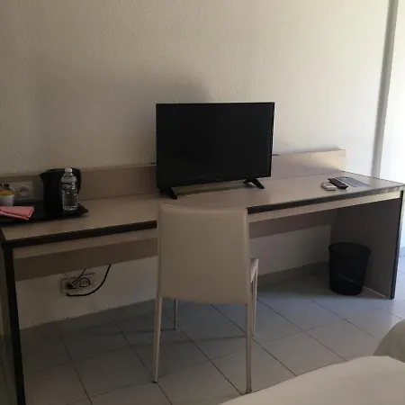 La Clé Hotel 2*