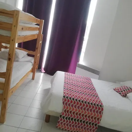 Hotel La Clé 2*