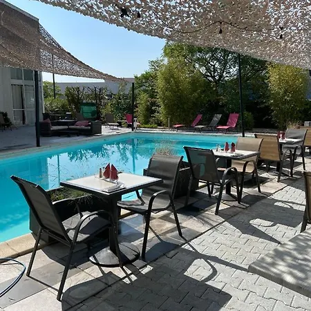Hotel La Clé 2*